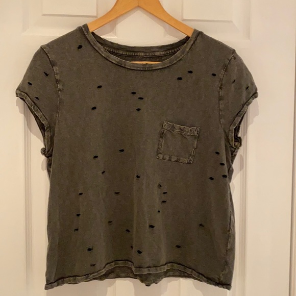 American Eagle Distressed T-shirt - Picture 1 of 3